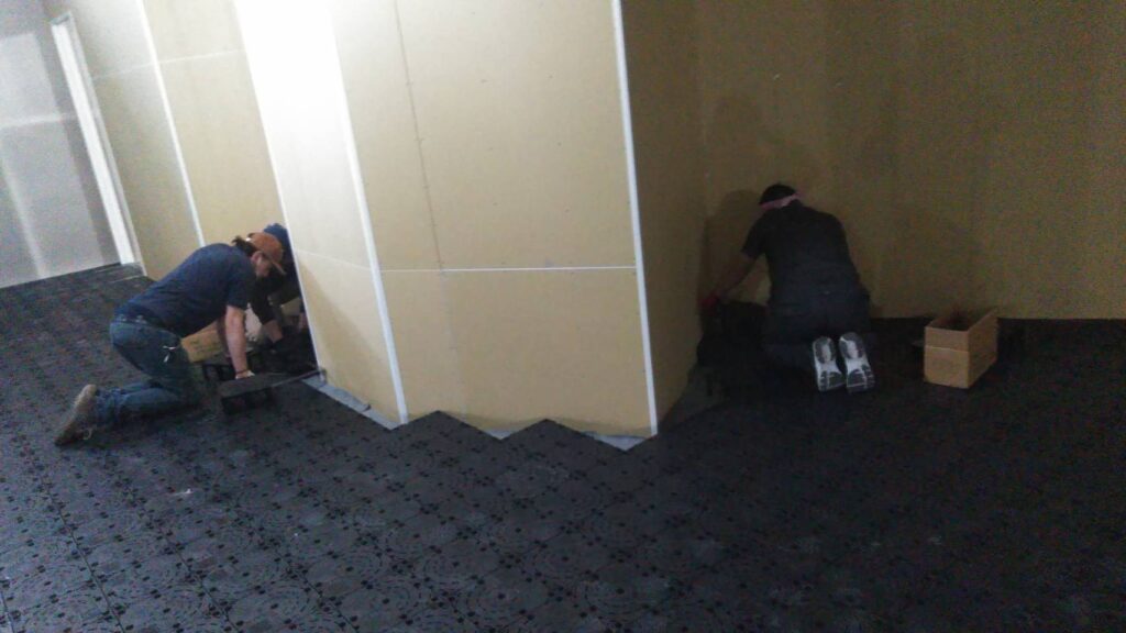 土浦市 OAフロア工事 施工中