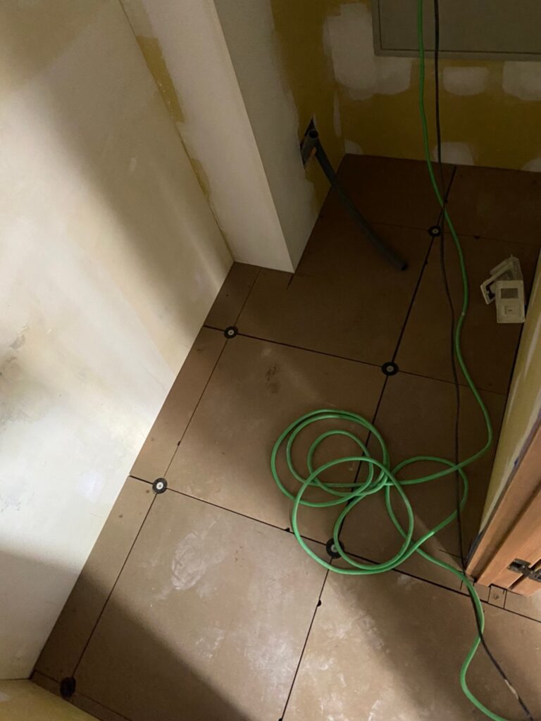 東京都品川区 駅ビル OAフロア工事 施工後