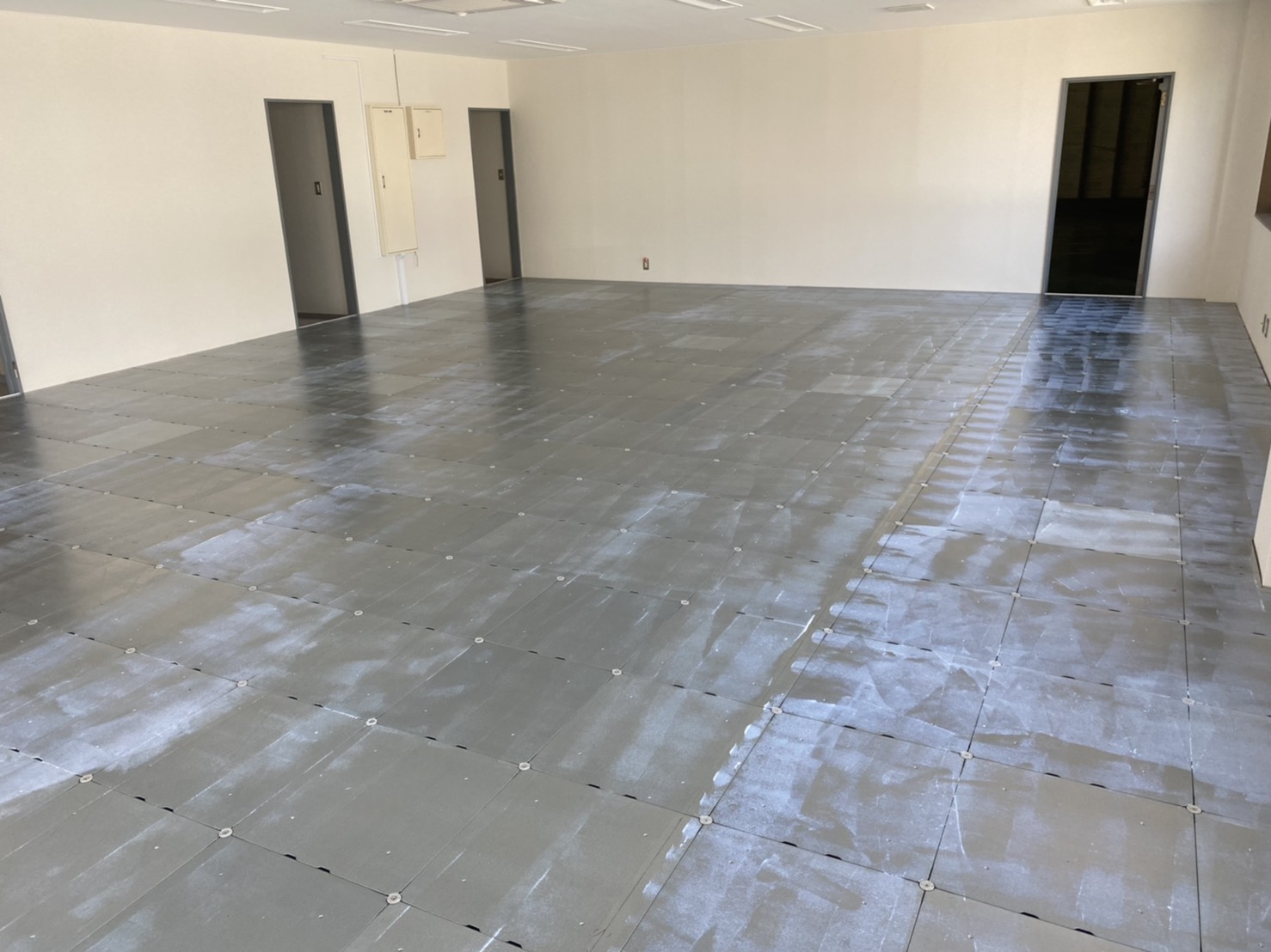 神奈川県横浜市青葉区 事務所 OAフロア工事 施工後