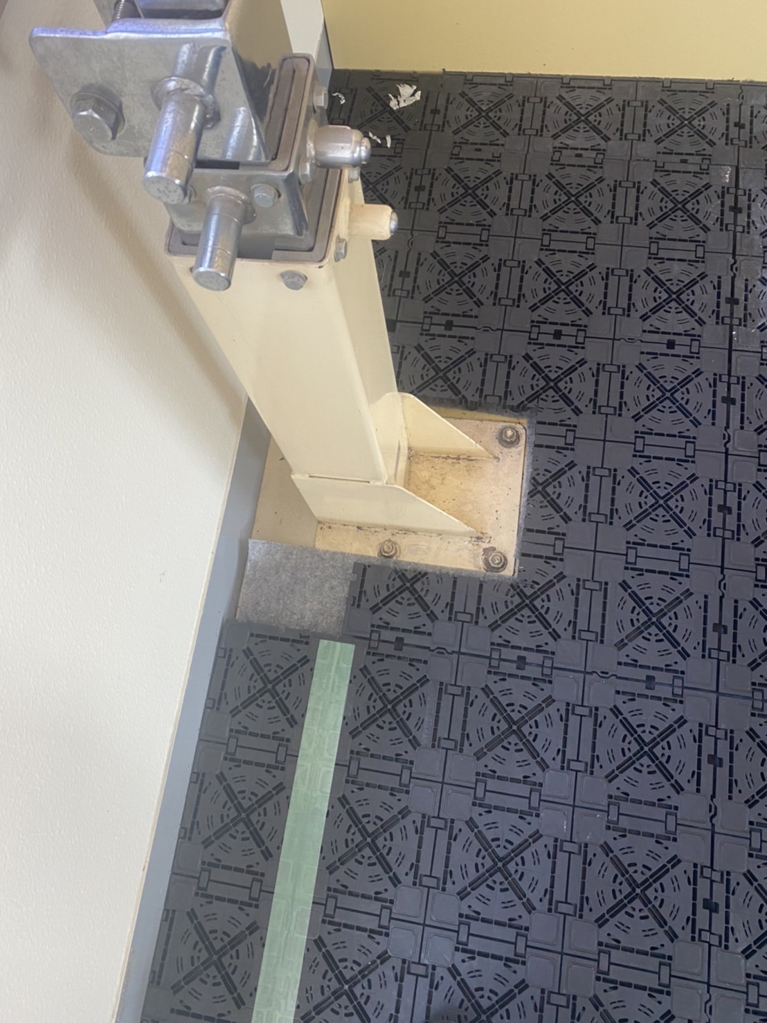 神奈川県平塚市 ビル OAフロア工事 施工後