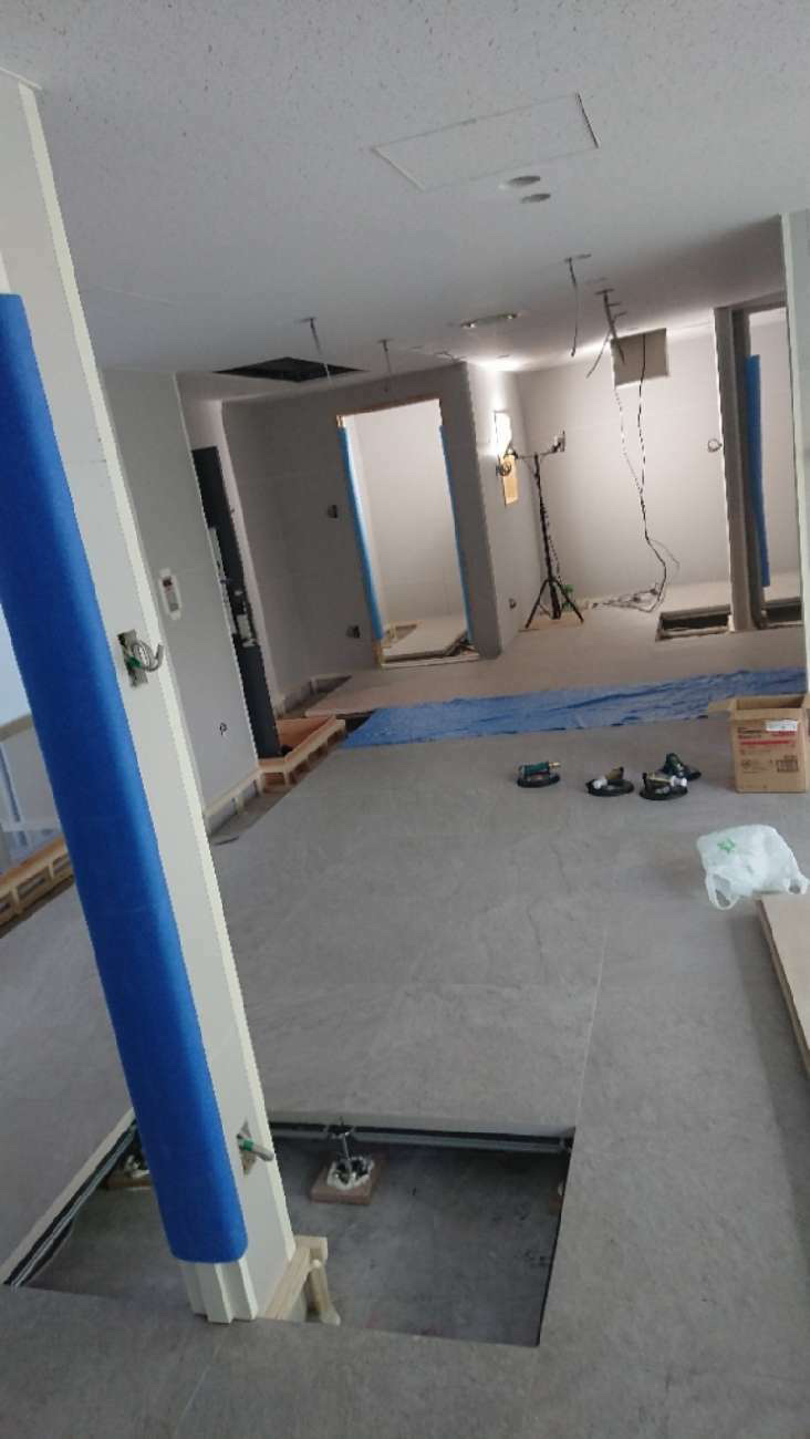 東京都千代田区 オフィスビル OAフロア工事 施工後