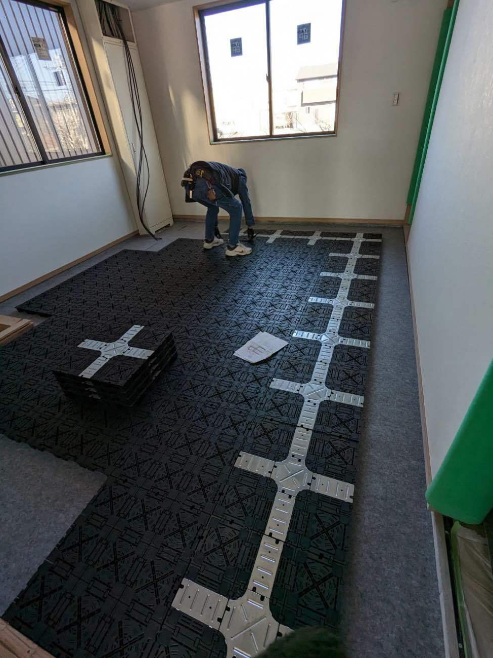 茨城県古河市 事務所新築工事 OAフロア施工中