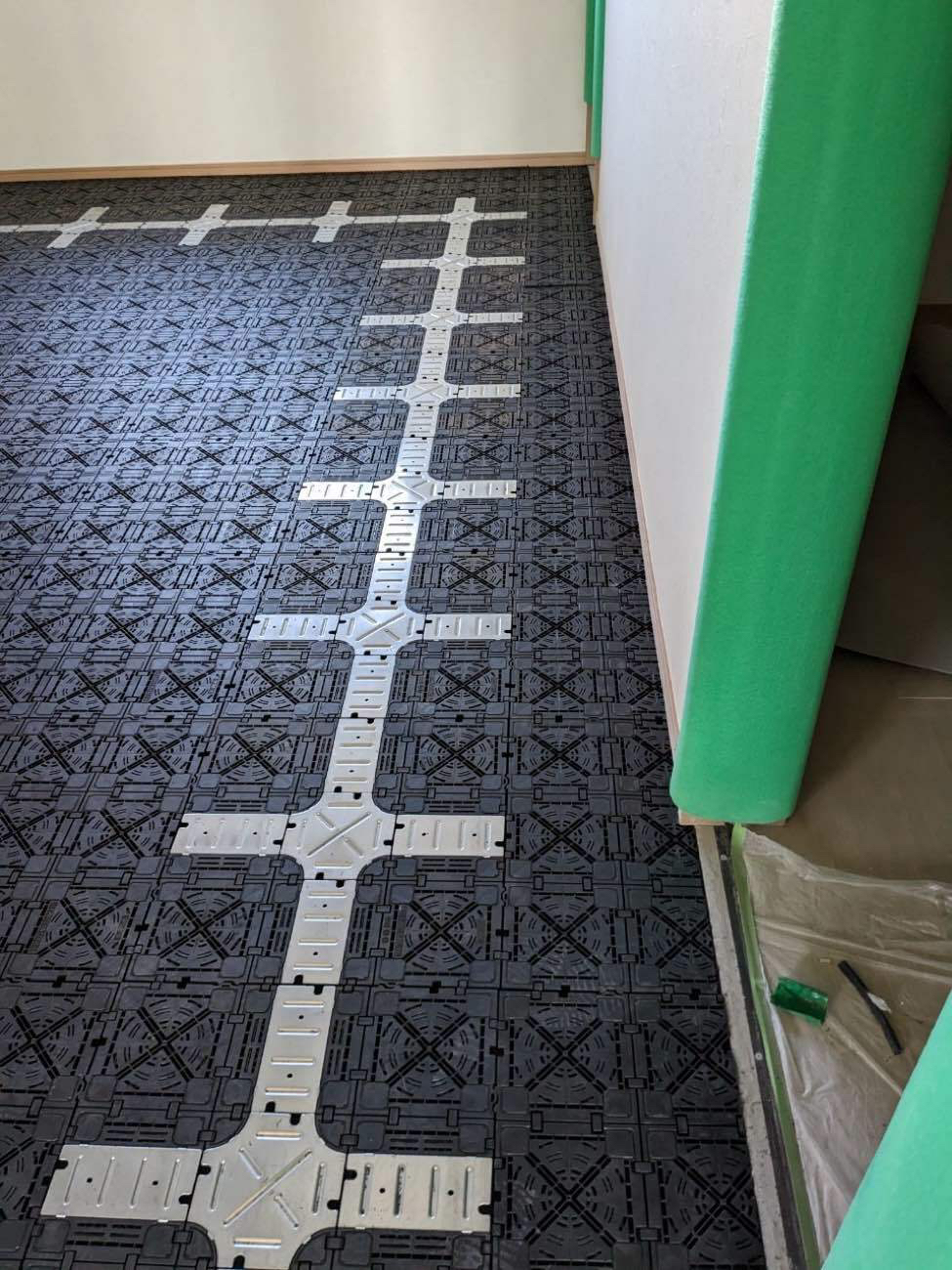 茨城県古河市 事務所新築工事 OAフロア施工後