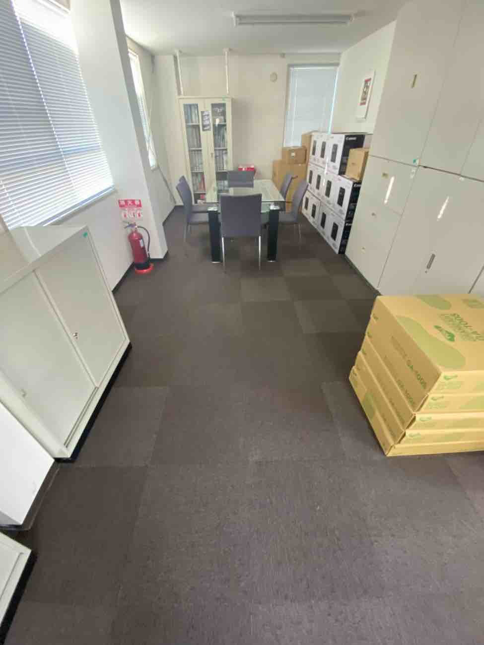 埼玉県加須市 事務所 タイルカーペット張替工事 施工後