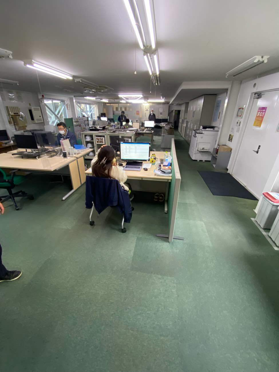 埼玉県加須市 事務所 タイルカーペット張替工事 施工前