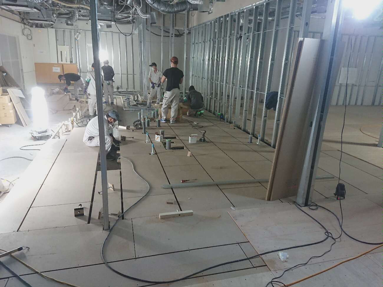 東京都江東区 保育園 OAフロア工事 施工中