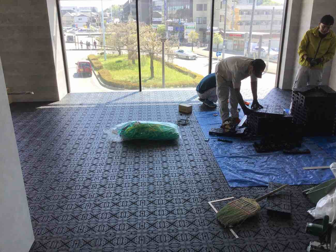 千葉県柏市 事務所 OAフロア工事 施工中