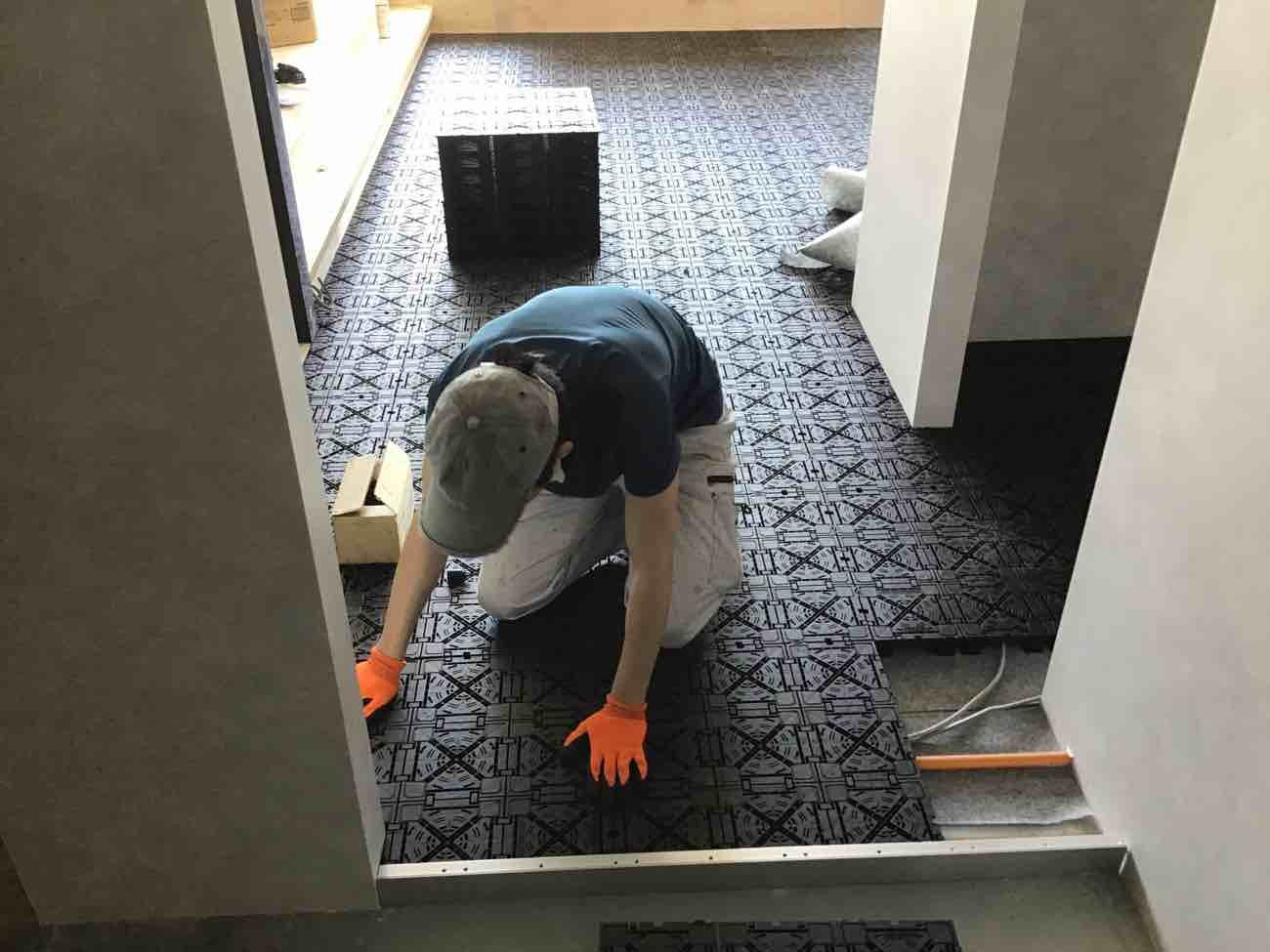 千葉県柏市 事務所 OAフロア工事 施工中