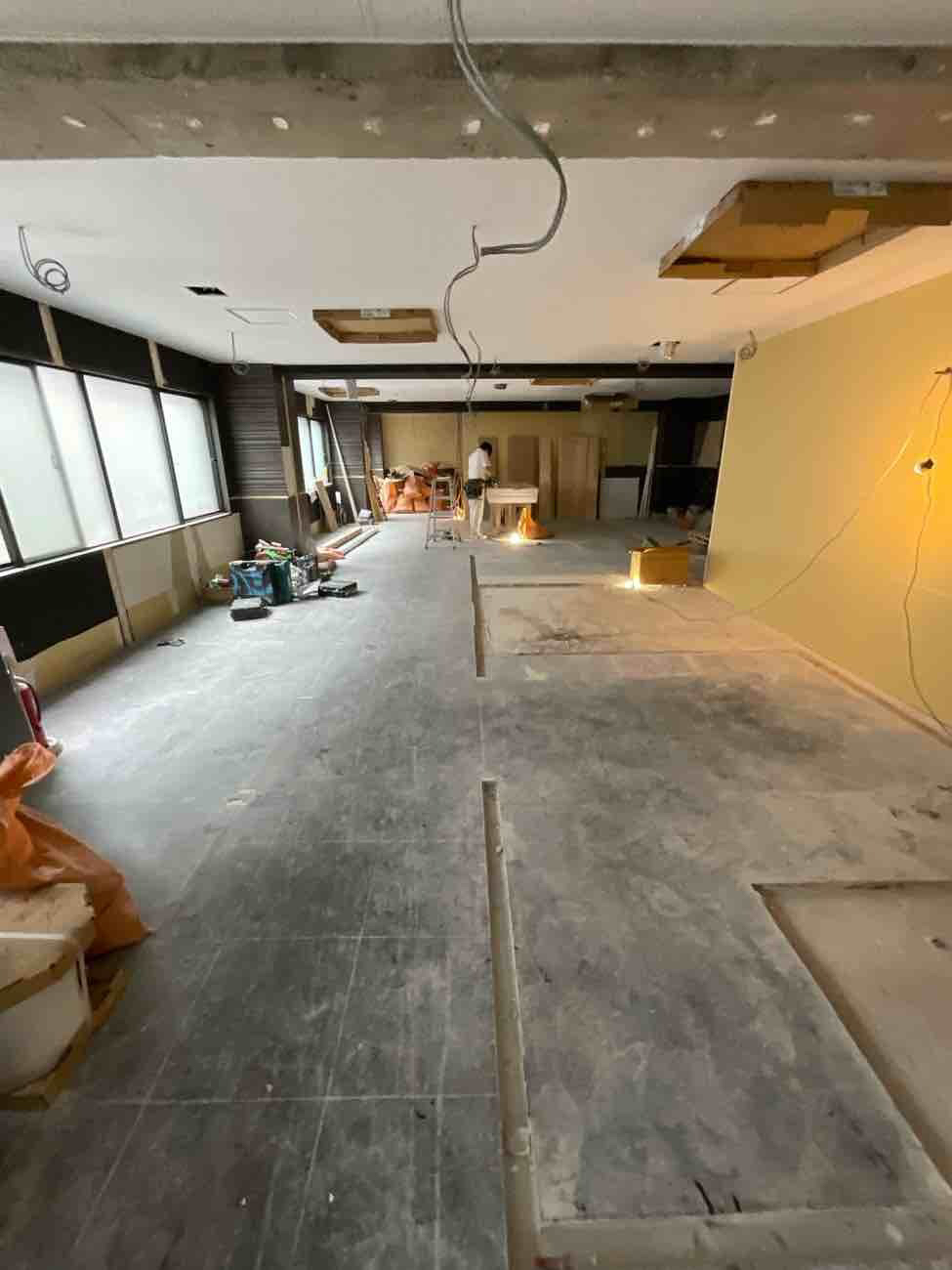 東京都港区 オフィスビル OAフロア工事 施工前