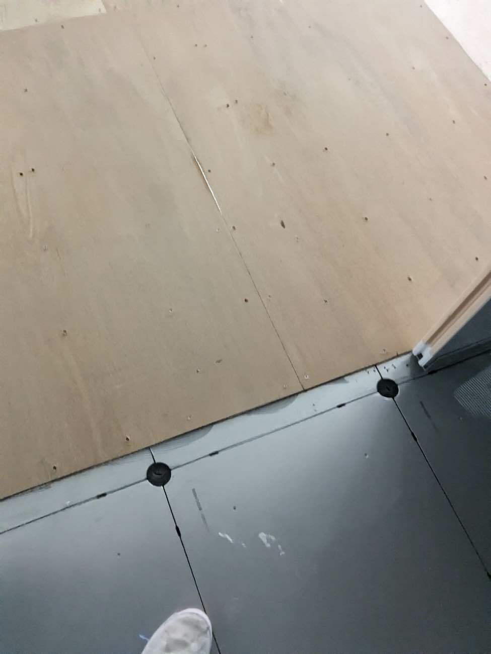 東京都渋谷区 クリニック 置床工事 施工後