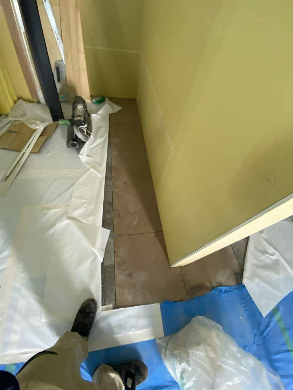 東京都千代田区 オフィス 置床工事 LM3000 施工後