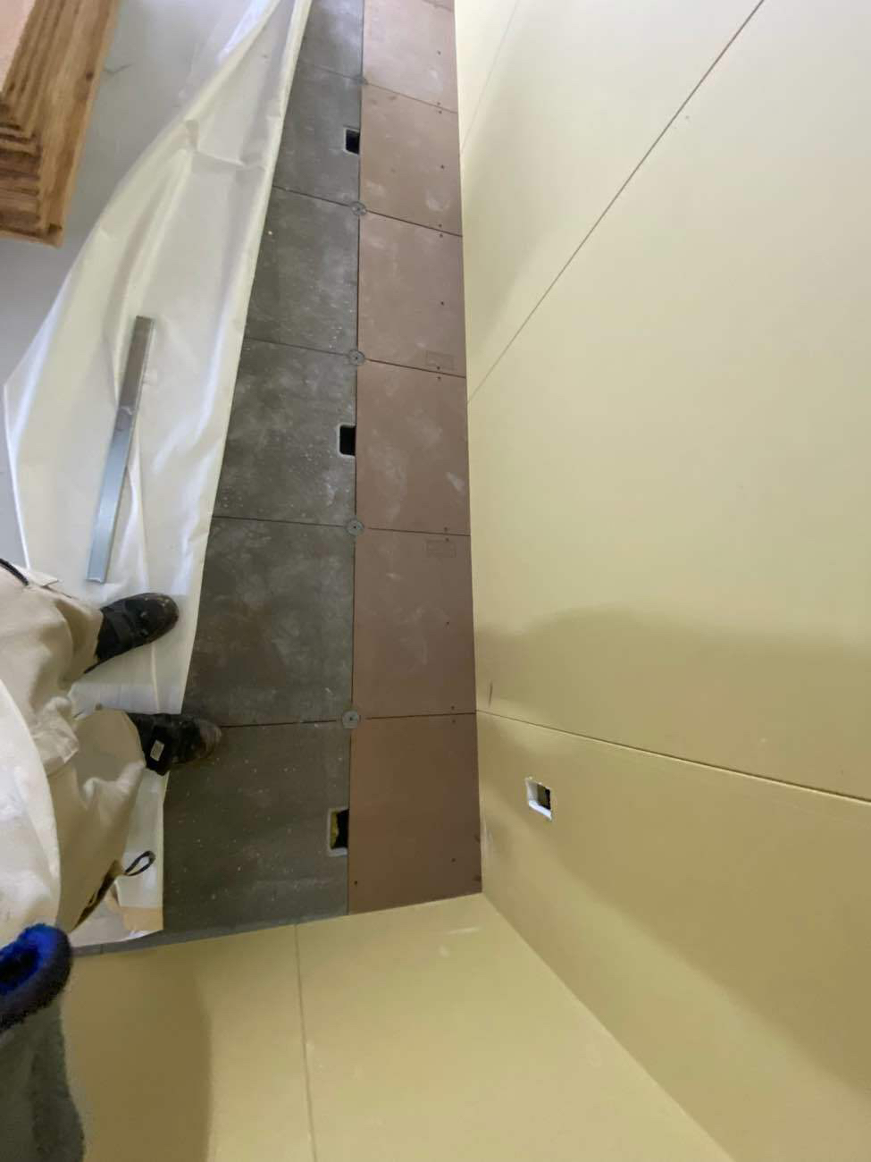 東京都千代田区 オフィス 置床工事 LM3000 施工後