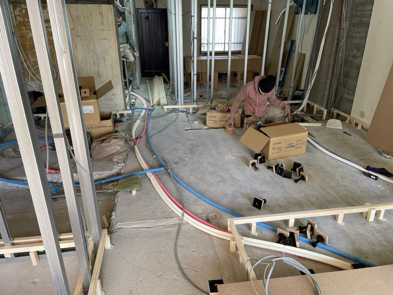 横浜市神奈川区 マンション OAフロア工事 施工中