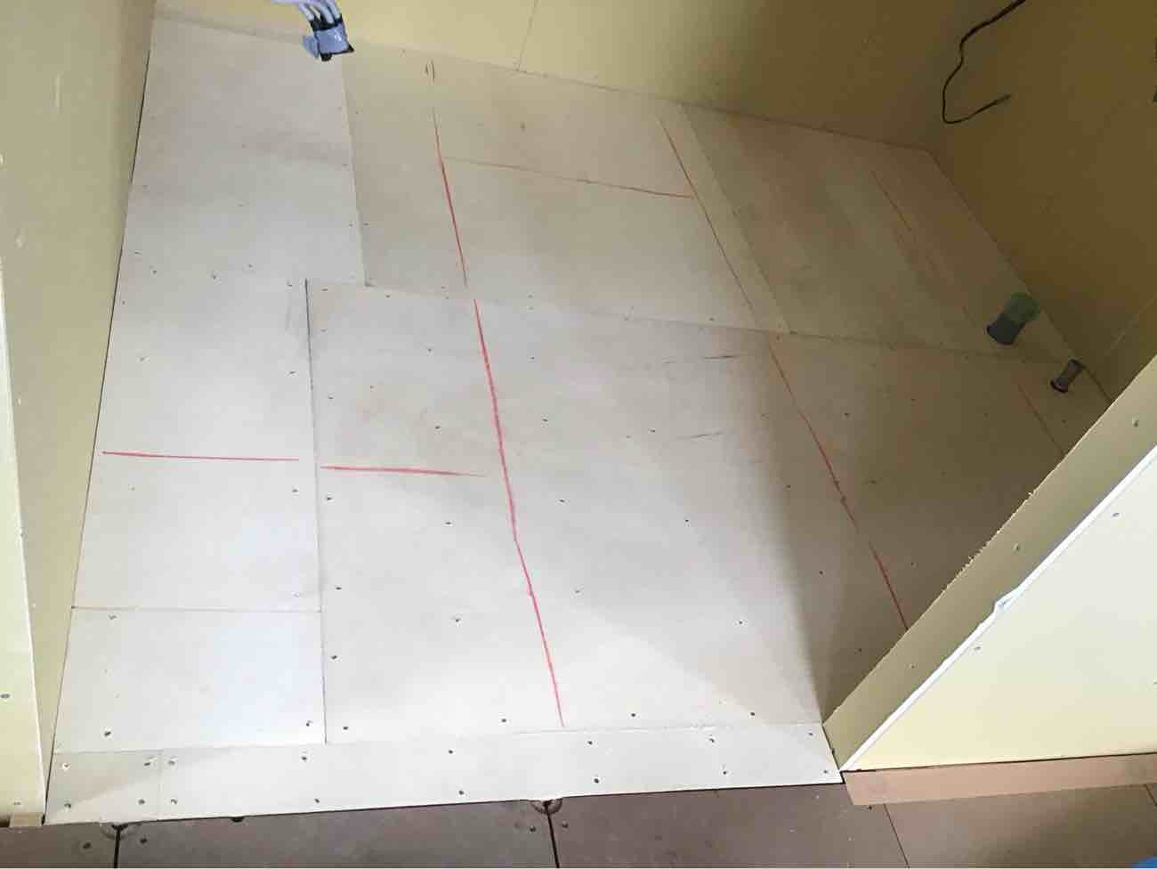 千葉県木更津市 店舗 OAフロア・低床プラ束置床工事 施工後